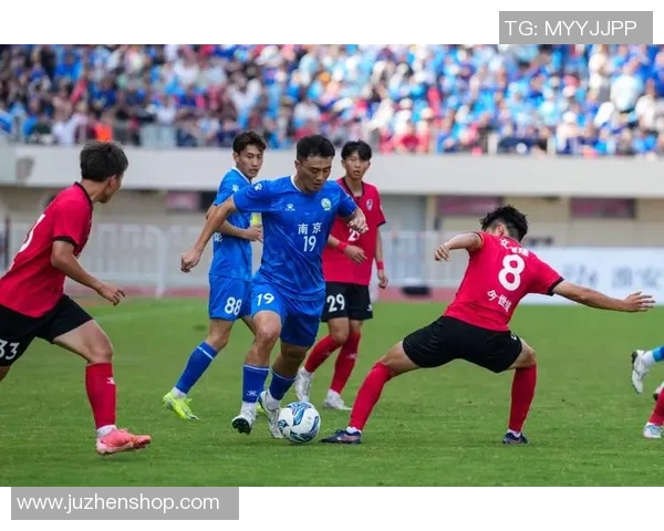 南京足球队的转型之路:从传统到现代的全面革新探索