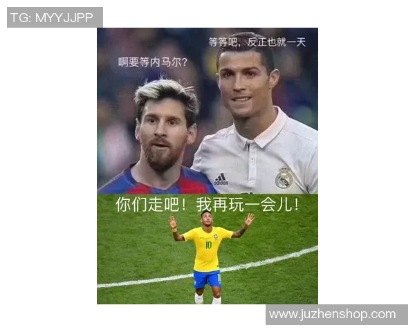 足球明星颜值爆表帅气十足引发球迷热议与追捧